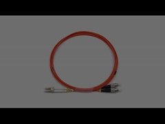 Cable de patch en fibre optique à l'intérieur LC à FC Duplex Multimode OM1 OFNR 2,0 mm Jacket orange