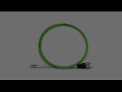Cable de patch en fibre optique à l'intérieur LC à FC Multimode duplex OM5 OFNR 2.0 mm Veste verte de chaux
